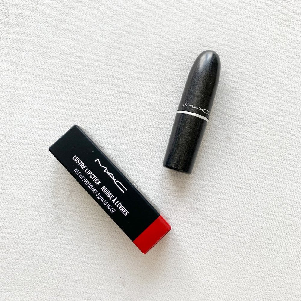 MAC Lustre Lipstick - Picture 3 of 3